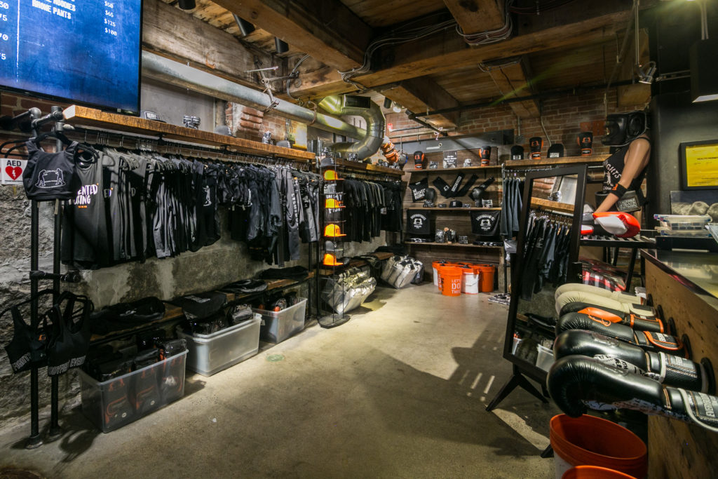 Proshop (1)